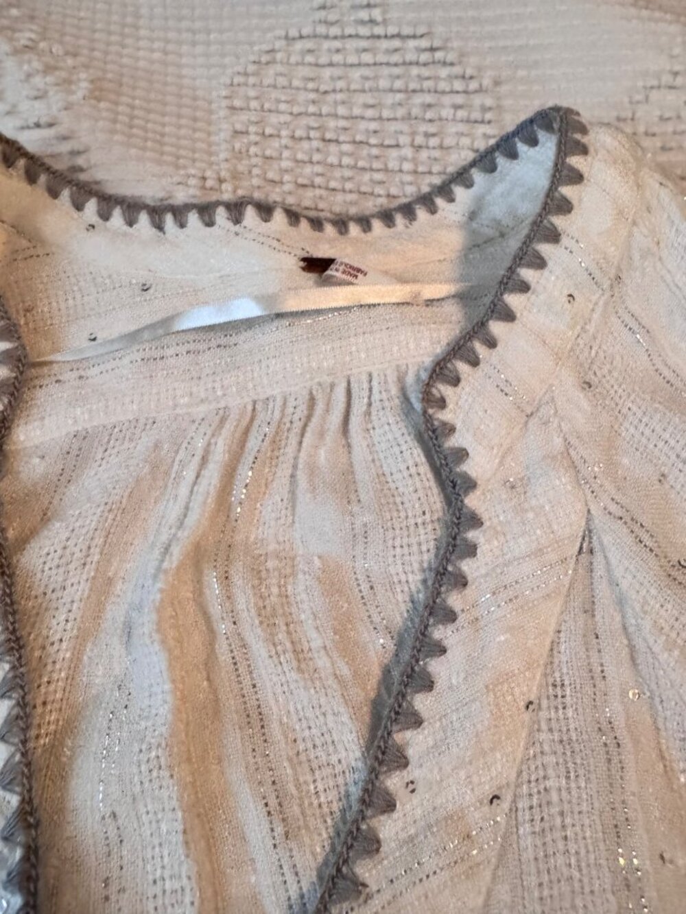 Free People Top Size L White Textured Glittery Top W/ Crochet Trim Bell Sleeves - Picture 2 of 9